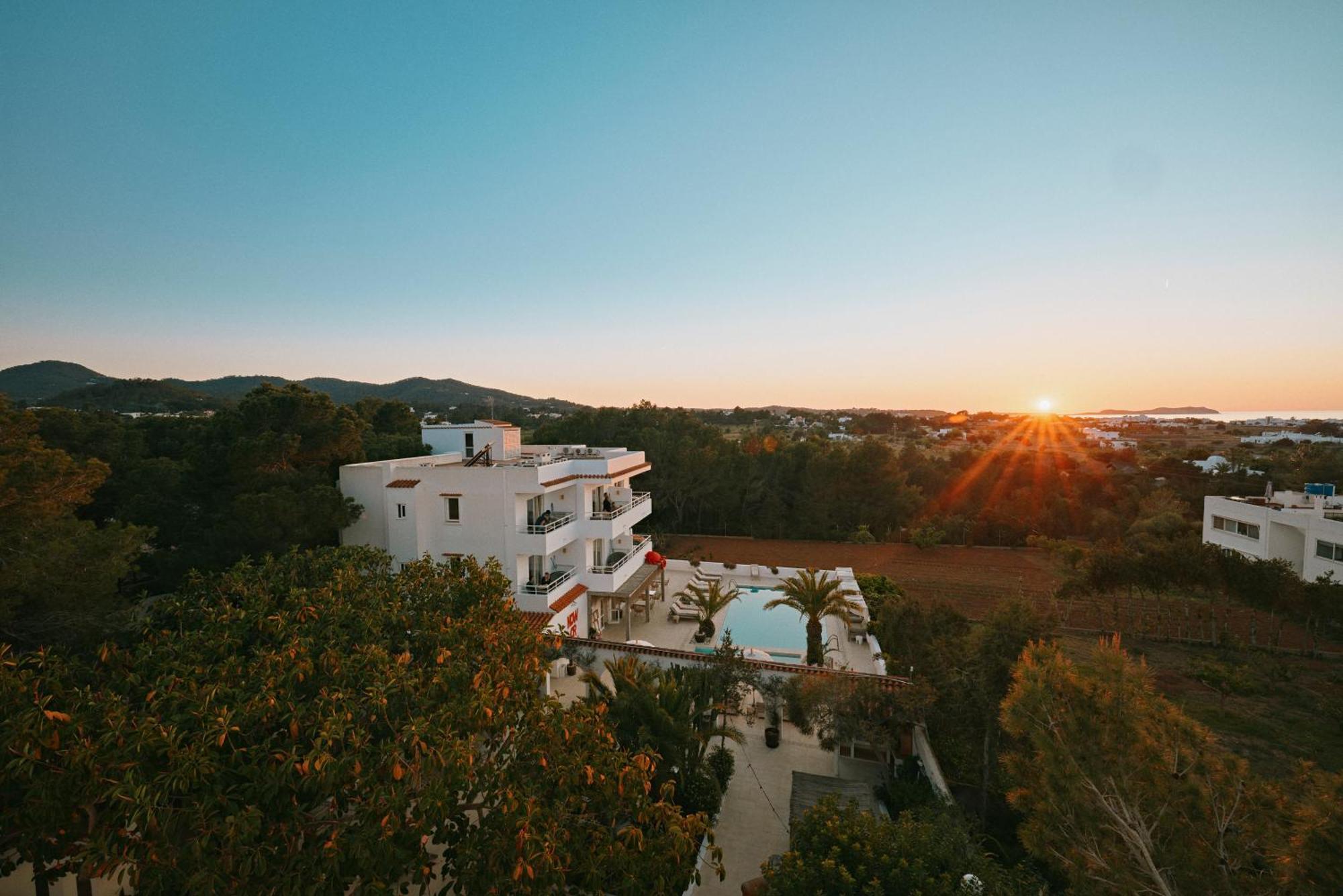 Sunset Oasis Ibiza Adults Only - New Rooms 2025 San Antonio  Kültér fotó