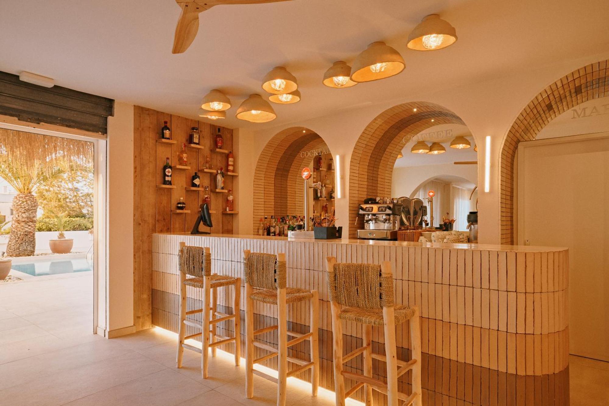 Sunset Oasis Ibiza Adults Only - New Rooms 2025 San Antonio  Kültér fotó