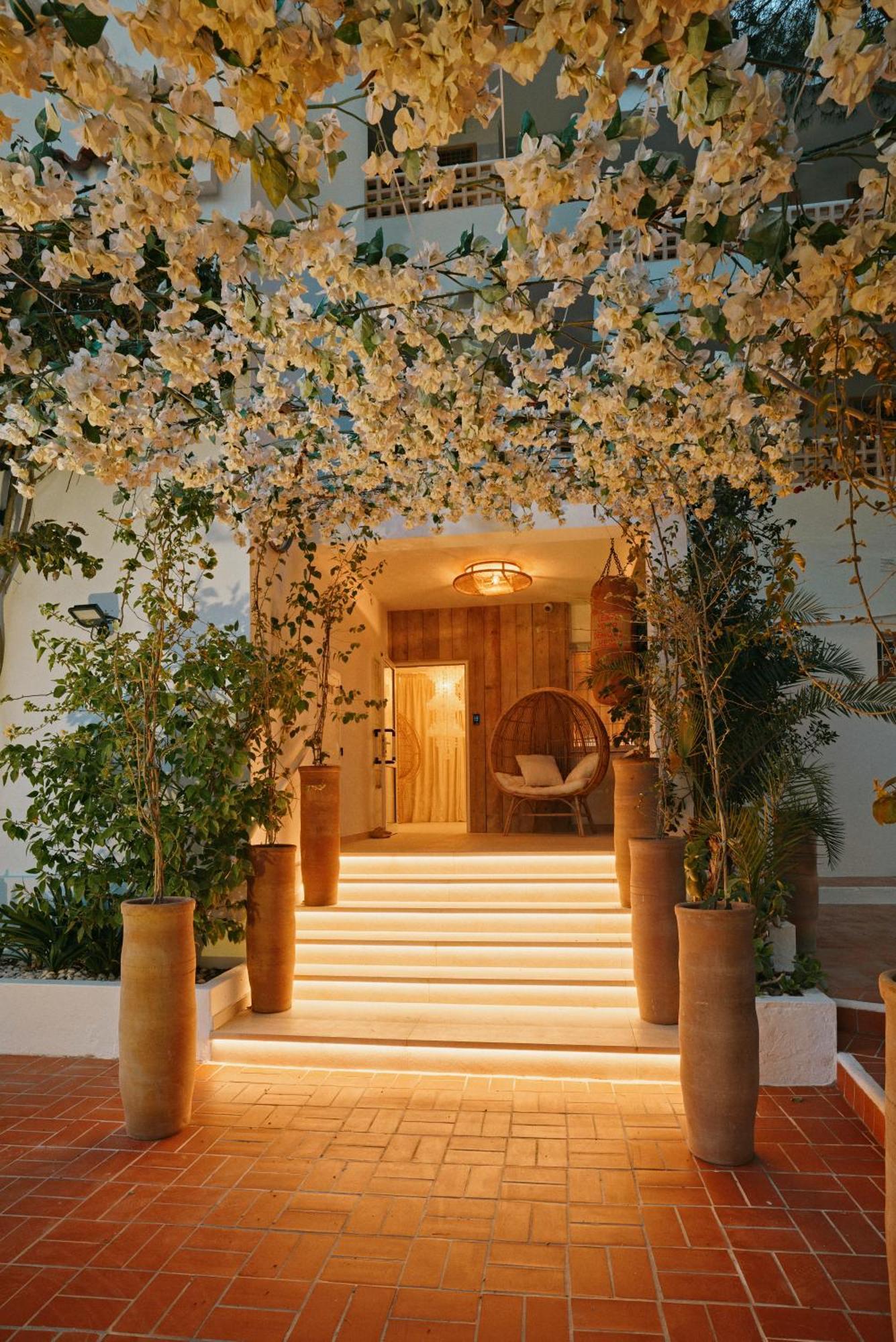 Sunset Oasis Ibiza Adults Only - New Rooms 2025 San Antonio  Kültér fotó