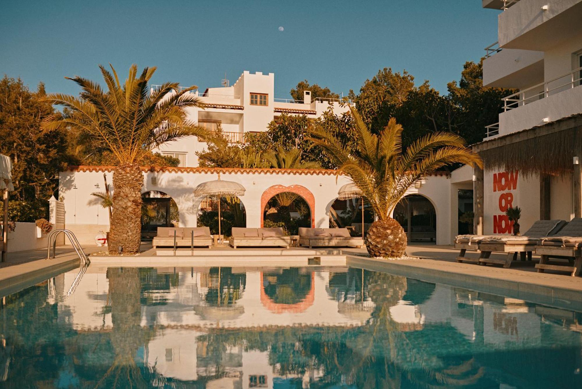 Sunset Oasis Ibiza Adults Only - New Rooms 2025 San Antonio  Kültér fotó