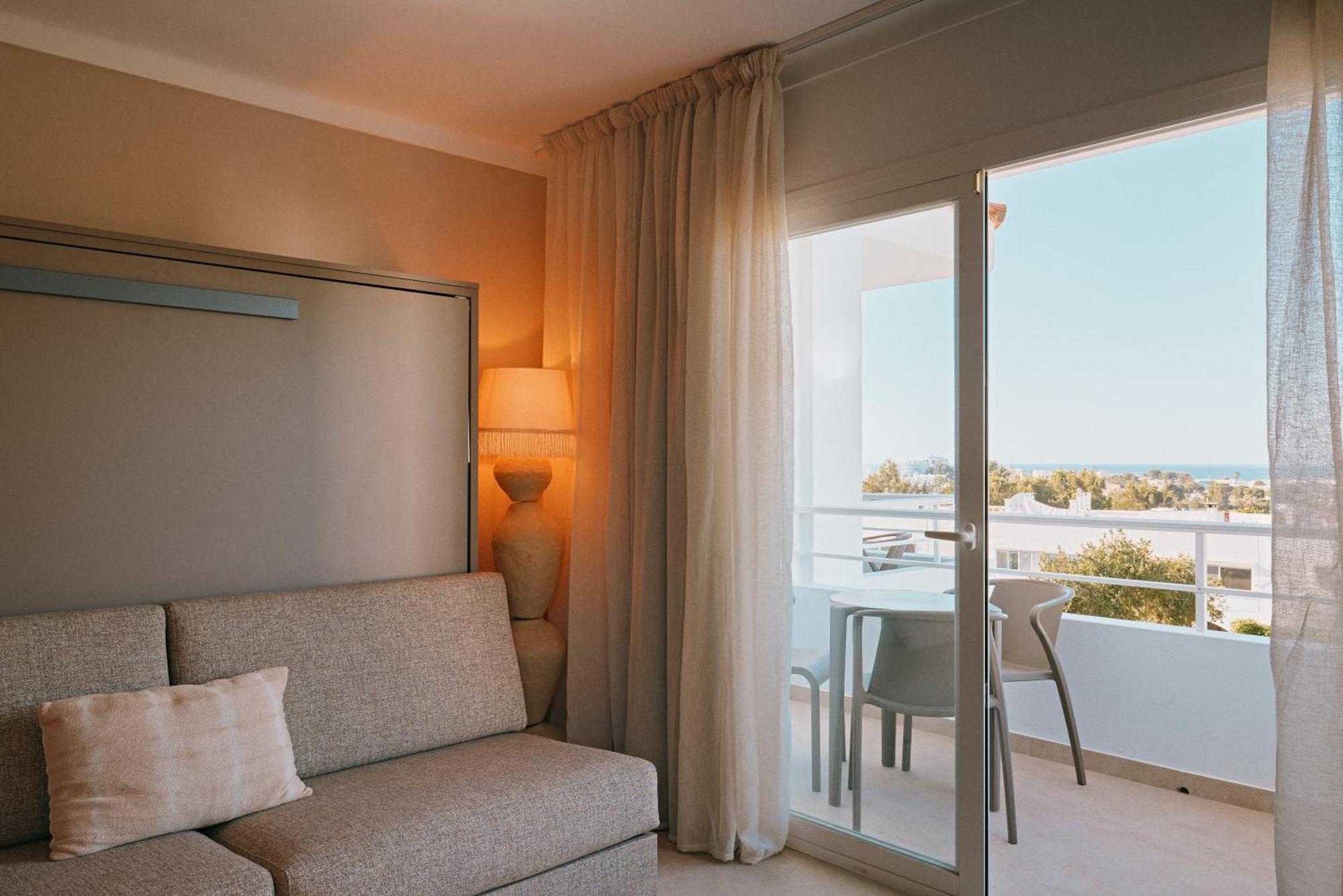 Sunset Oasis Ibiza Adults Only - New Rooms 2025 San Antonio  Kültér fotó