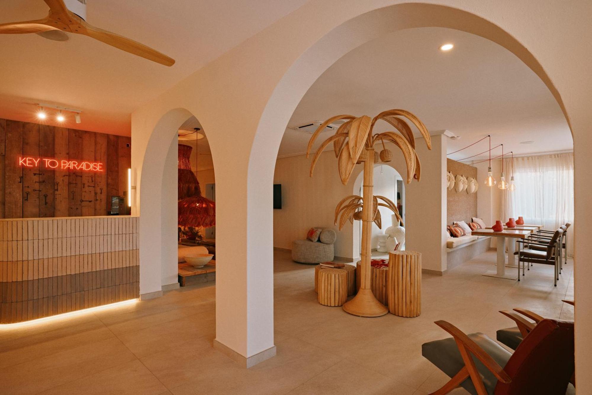 Sunset Oasis Ibiza Adults Only - New Rooms 2025 San Antonio  Kültér fotó